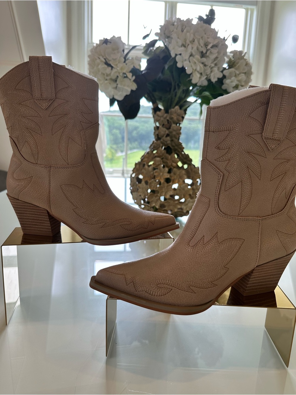 Oasis Society -Altard State Western Ankle Boots - Stylish Cowboy Heel sz 6